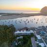 456 Embarcadero Inn & Suites