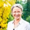 Frau Nina Becher-Dortschy